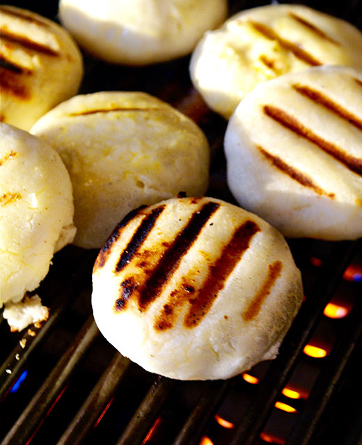 Arepas, comida Colombiana